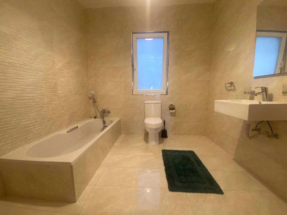 Sliema Centrally Located Apt Exterior foto