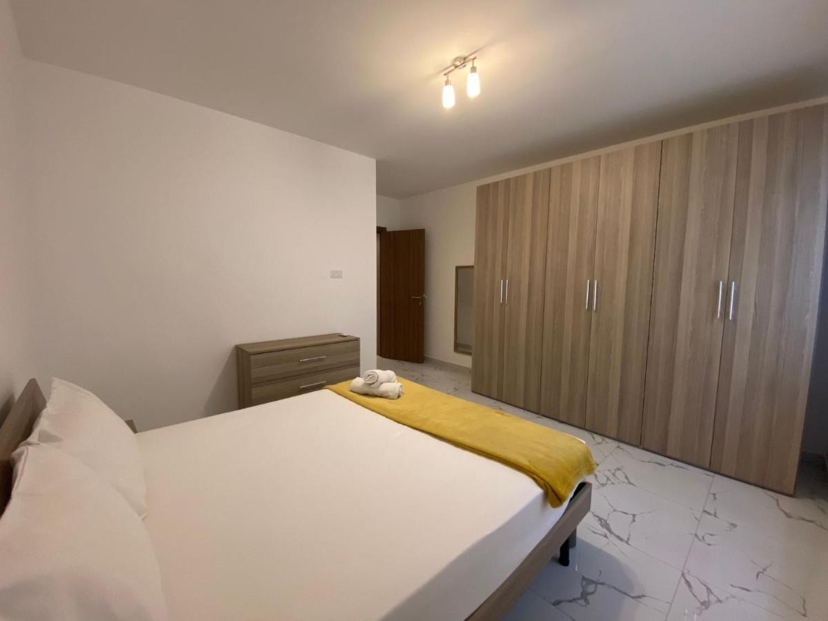 Sliema Centrally Located Apt Exterior foto