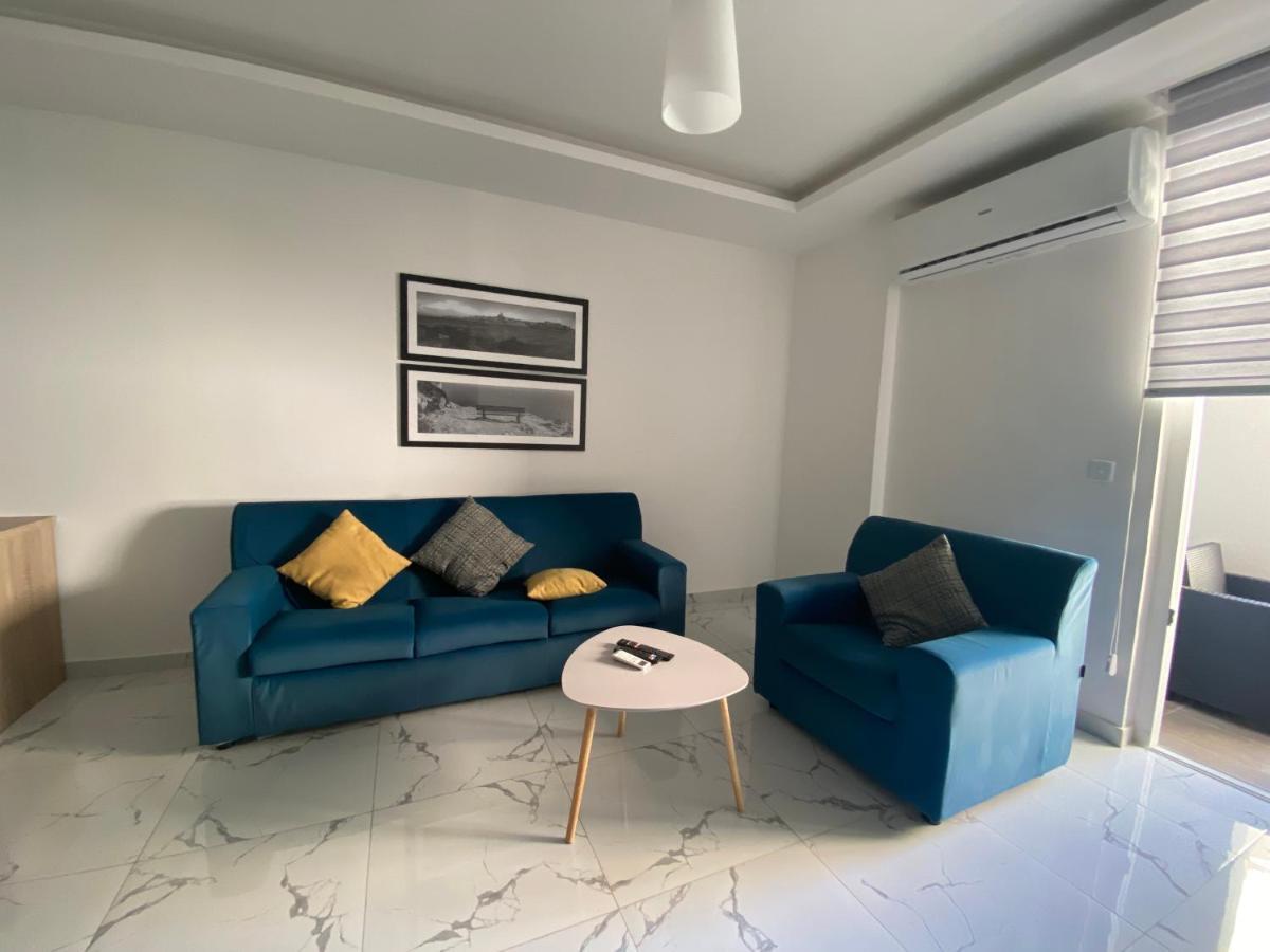 Sliema Centrally Located Apt Exterior foto